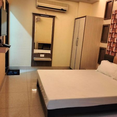 Hotel Shri Gourav Bikaner Buitenkant foto