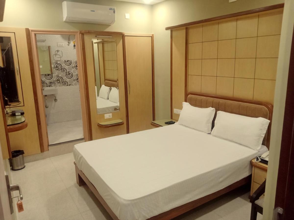 Hotel Shri Gourav Bikaner Buitenkant foto