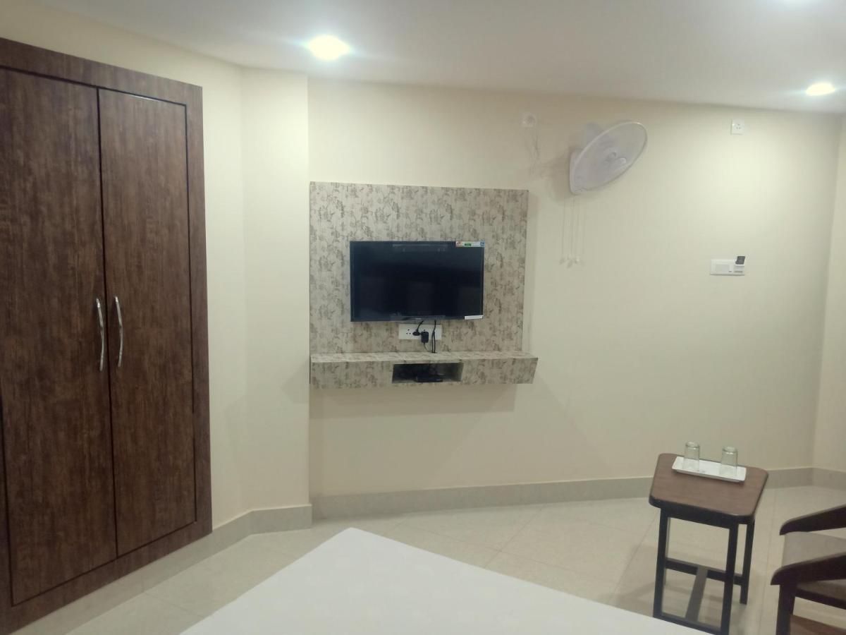 Hotel Shri Gourav Bikaner Buitenkant foto