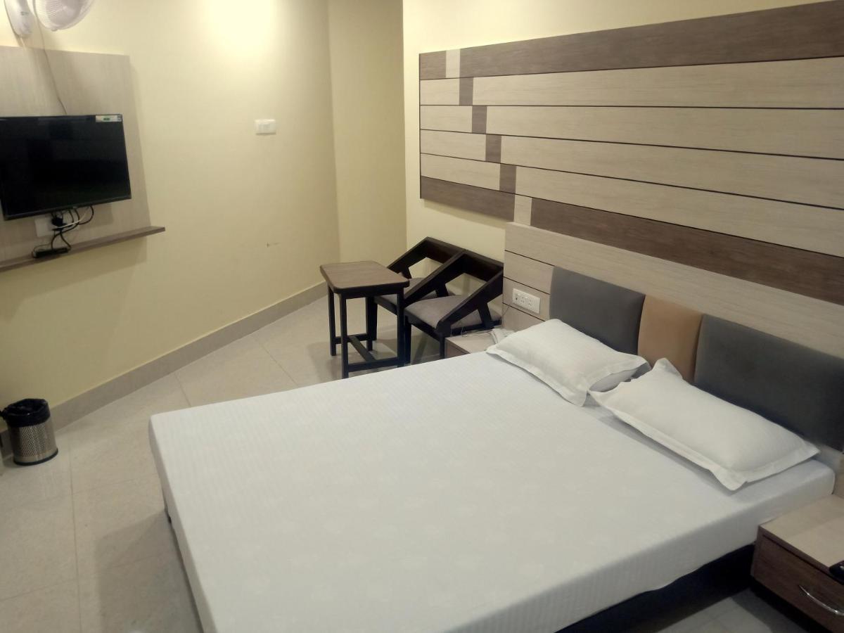 Hotel Shri Gourav Bikaner Buitenkant foto