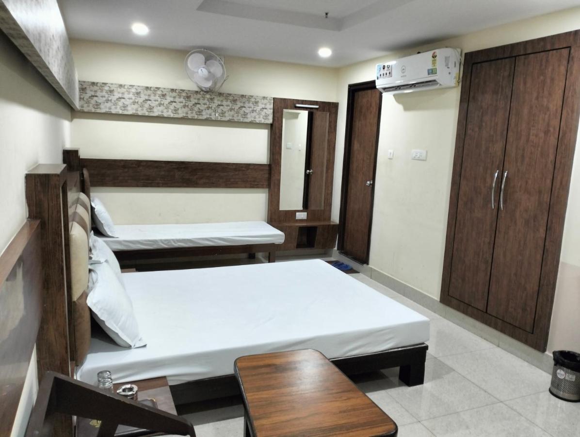 Hotel Shri Gourav Bikaner Buitenkant foto